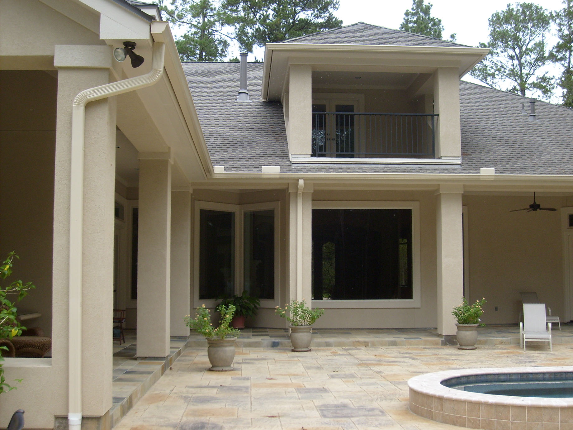 A.J.’s Seamless Gutters professional roofline gutter cleaning