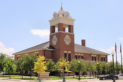 Navasota_Texas_City_Hall Navasota, TX